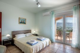 Villa Minas, Galatas, bedroom 1