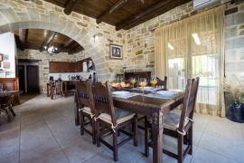 Cozy Stone Villa, Falassarna, open plan area 1