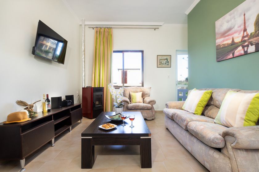 Irini Apartment I, Καλύβες, living room 1a